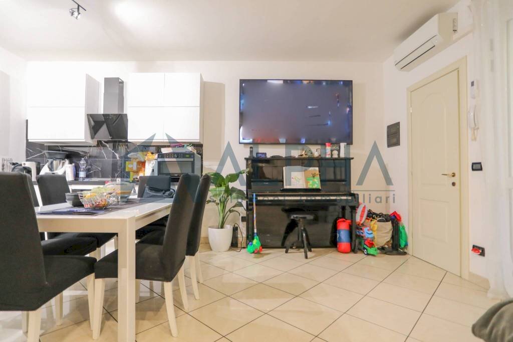 Sala da pranzo - Villa a Schiera viale Alessandro Manzoni, Ravenna - foto 1