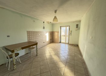 Trilocale Valenza - foto 2