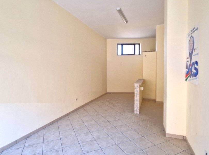 Commercial Premises Mondragone - photo 3