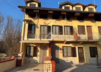 Casa semi indipendente Via Costa, San Francesco al Campo - foto 1