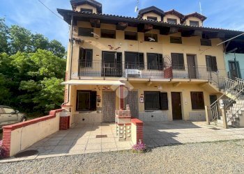 Casa semi indipendente Via Costa, San Francesco al Campo - foto 1
