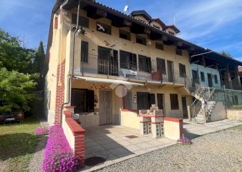 Casa semi indipendente Via Costa, San Francesco al Campo - foto 2