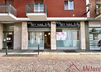 Negozio Via Armando Diaz, 16, Alba - foto 1