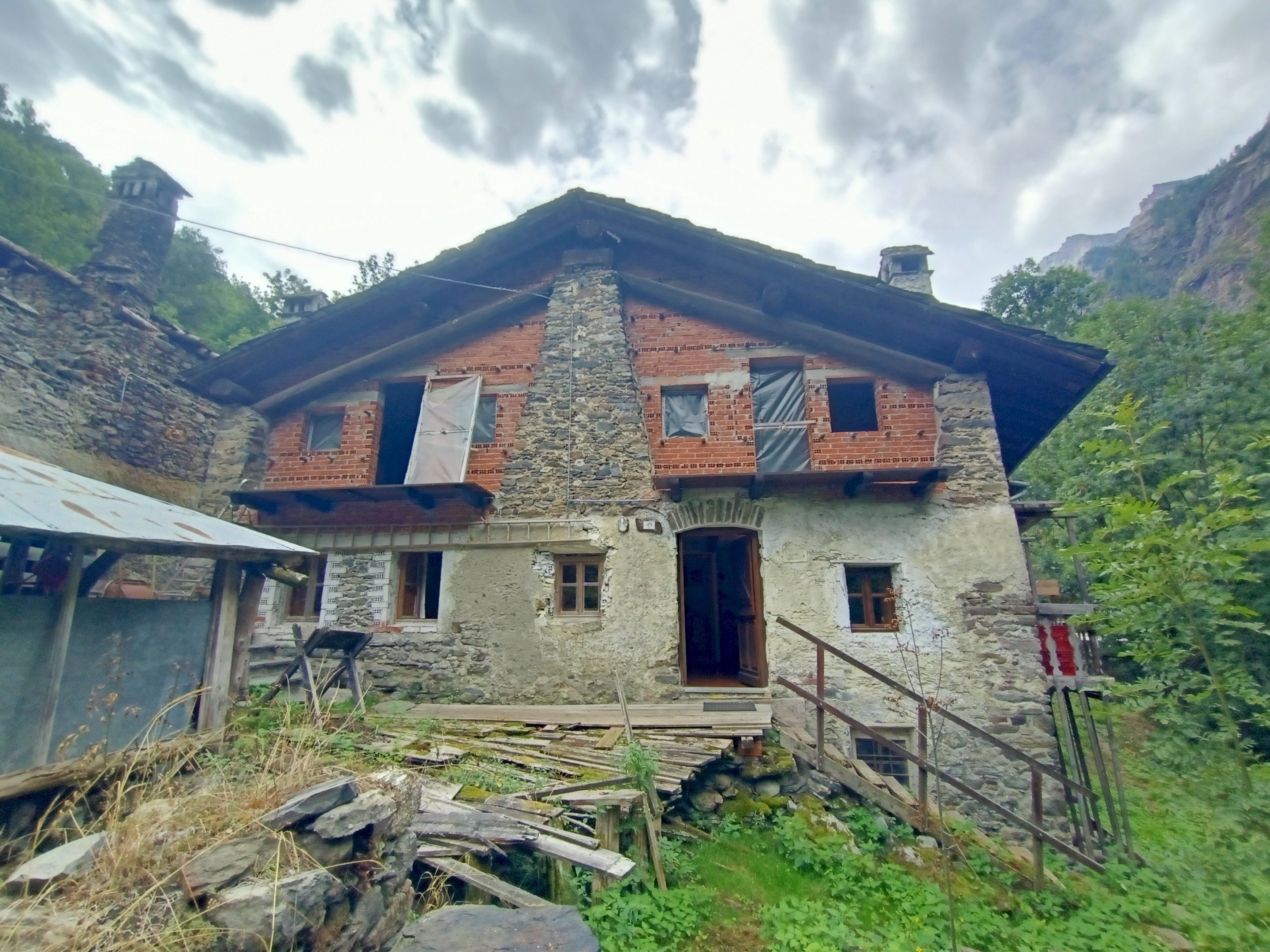 Semi-detached house Rhemes-Saint-Georges - photo 1