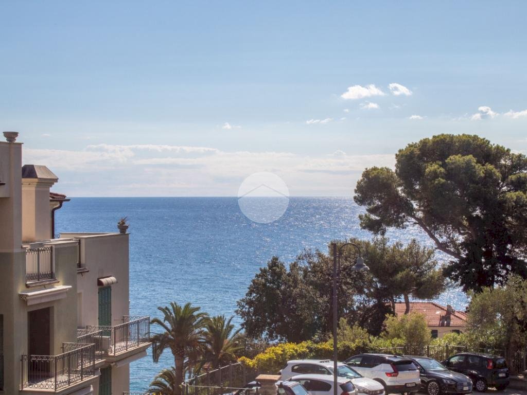 Two-room apartment Via G. D'Annunzio, Imperia - photo 2