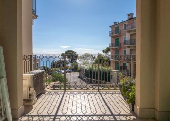 Two-room apartment Via G. D'Annunzio, Imperia - photo 3