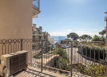 Two-room apartment Via G. D'Annunzio, Imperia - photo 12