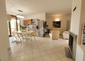 Villa Strada vic. Isola Grande, Sarezzano - foto 4
