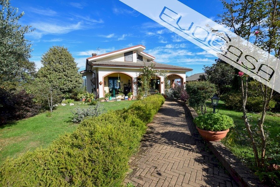 Villa Via Famolasco 14, Bibiana - photo 1