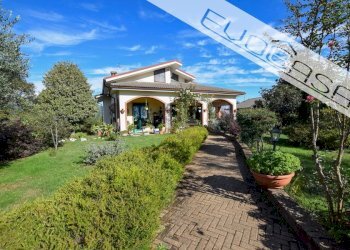 Villa Via Famolasco 14, Bibiana - photo 1