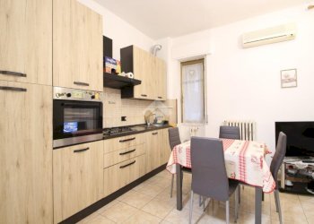 Three-room apartment Via Eugenio Villoresi, Garbagnate Milanese - photo 3