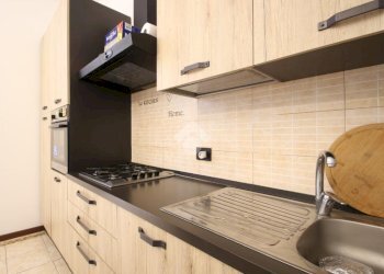 Three-room apartment Via Eugenio Villoresi, Garbagnate Milanese - photo 7
