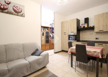 Three-room apartment Via Eugenio Villoresi, Garbagnate Milanese - photo 11