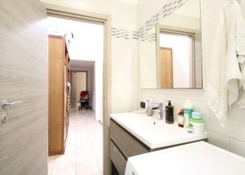 Three-room apartment Via Eugenio Villoresi, Garbagnate Milanese - photo 24
