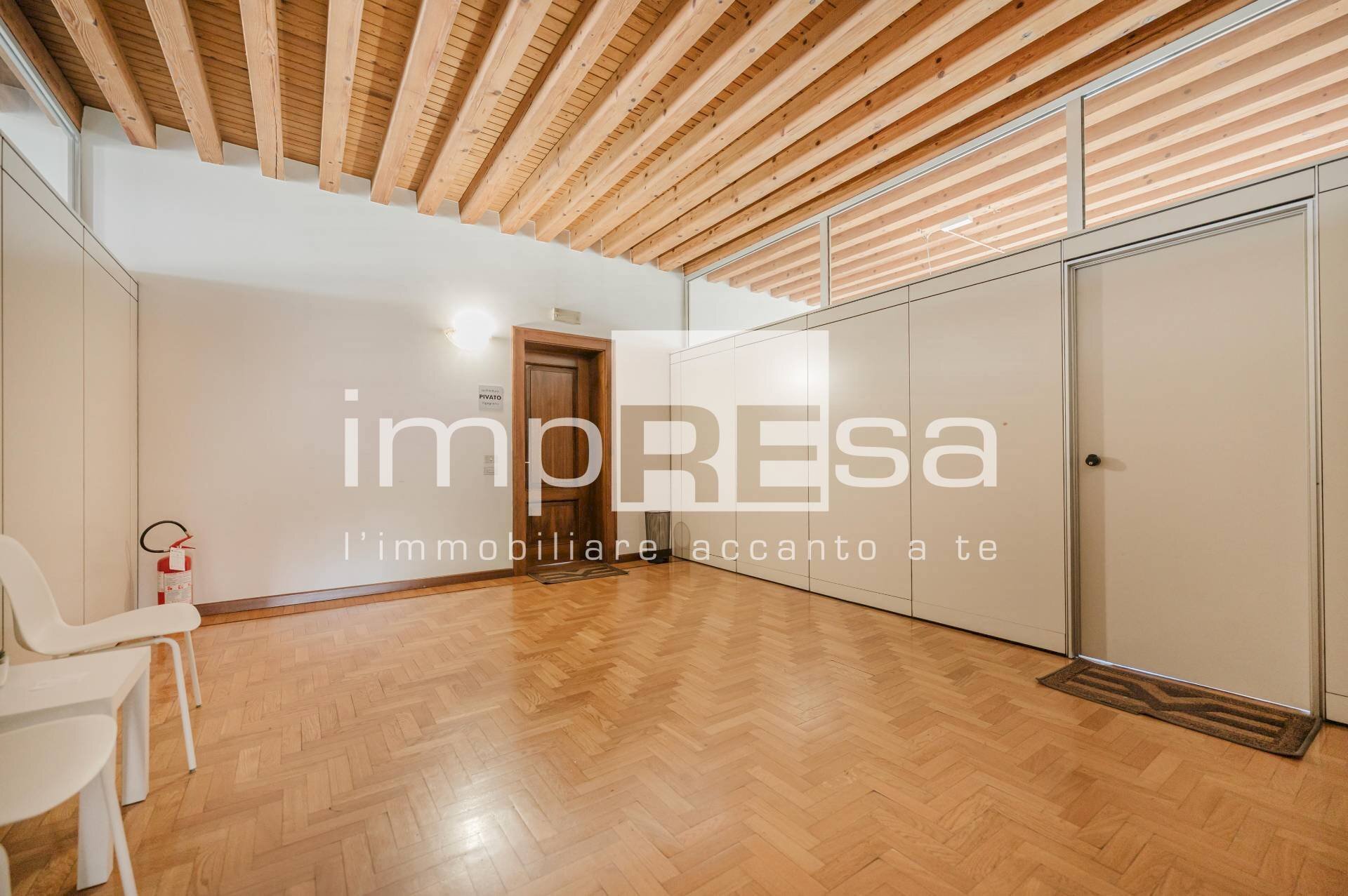 Foto 2 - Office via Postumia Romana
 
25, Paese - photo 2