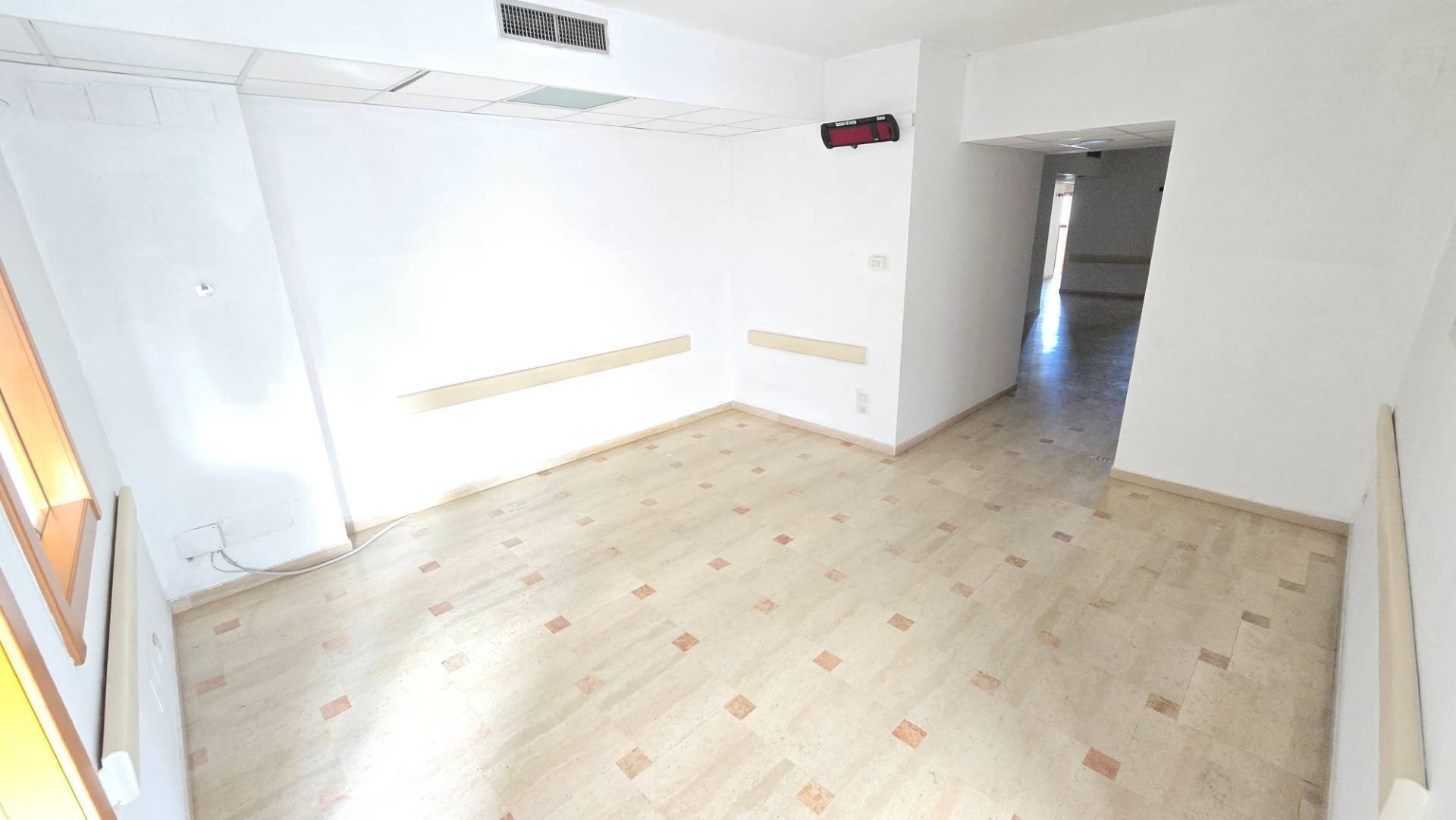 Foto 2 - Office Via Rodolfo Redi
 
3, Bari - photo 2