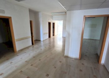 Foto 7 - Office Via Rodolfo Redi
 
3, Bari - photo 7