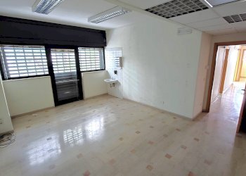 Foto 15 - Office Via Rodolfo Redi
 
3, Bari - photo 15