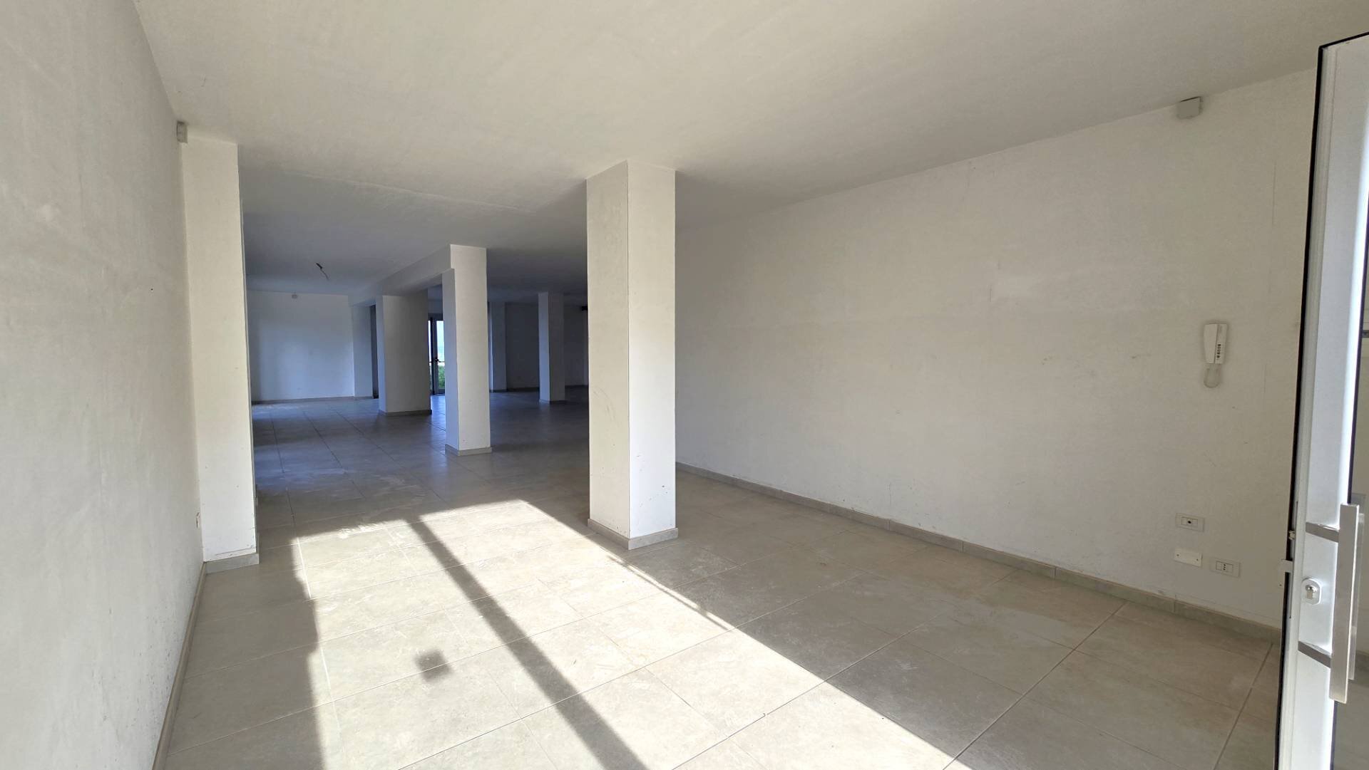 Foto 3 - Locale Commerciale VIA LORENZO VITALE
 
13, Bari - foto 3