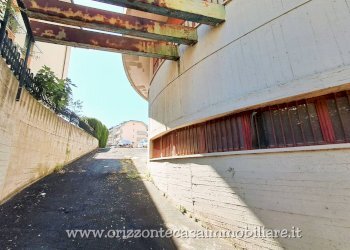 Foto 13 - Commercial Premises Maltignano - photo 13