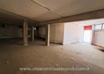 Foto 14 - Commercial Premises Maltignano - photo 14