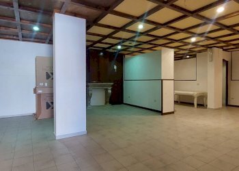 Foto 5 - Locale Commerciale contrada cardito, Ariano Irpino - foto 4