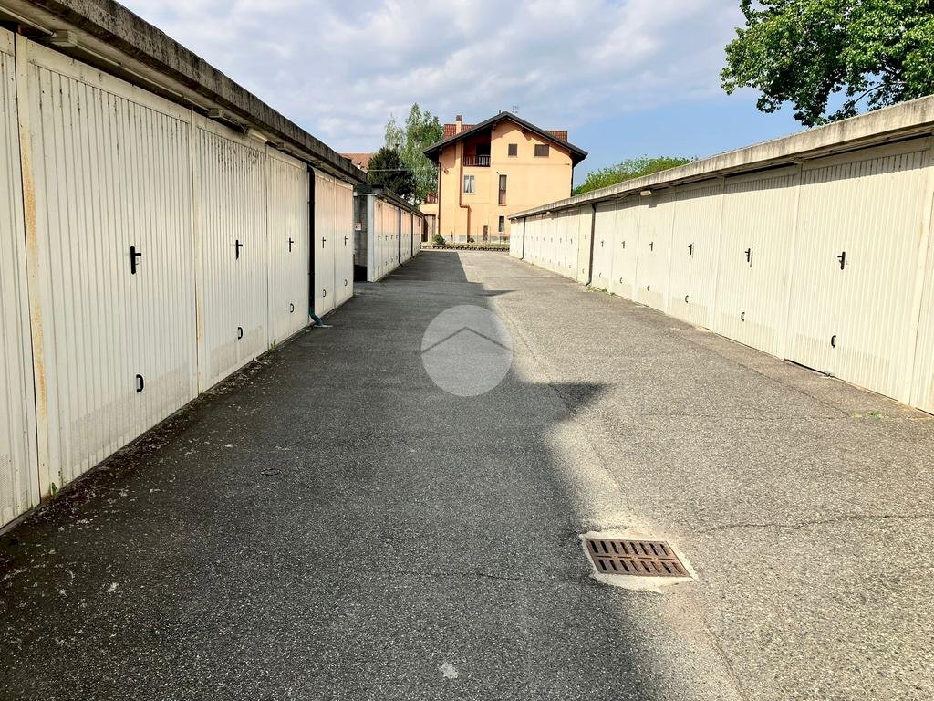 Box Via Primo Levi, Brandizzo - foto 1