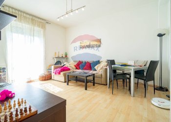 Sala da pranzo - Bilocale Via Cividale
 
5, Rho - foto 1