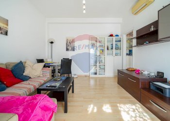 Soggiorno - Bilocale Via Cividale
 
5, Rho - foto 8