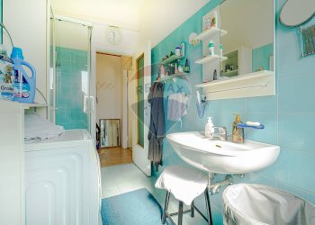 Bagno - Bilocale Via Cividale
 
5, Rho - foto 11