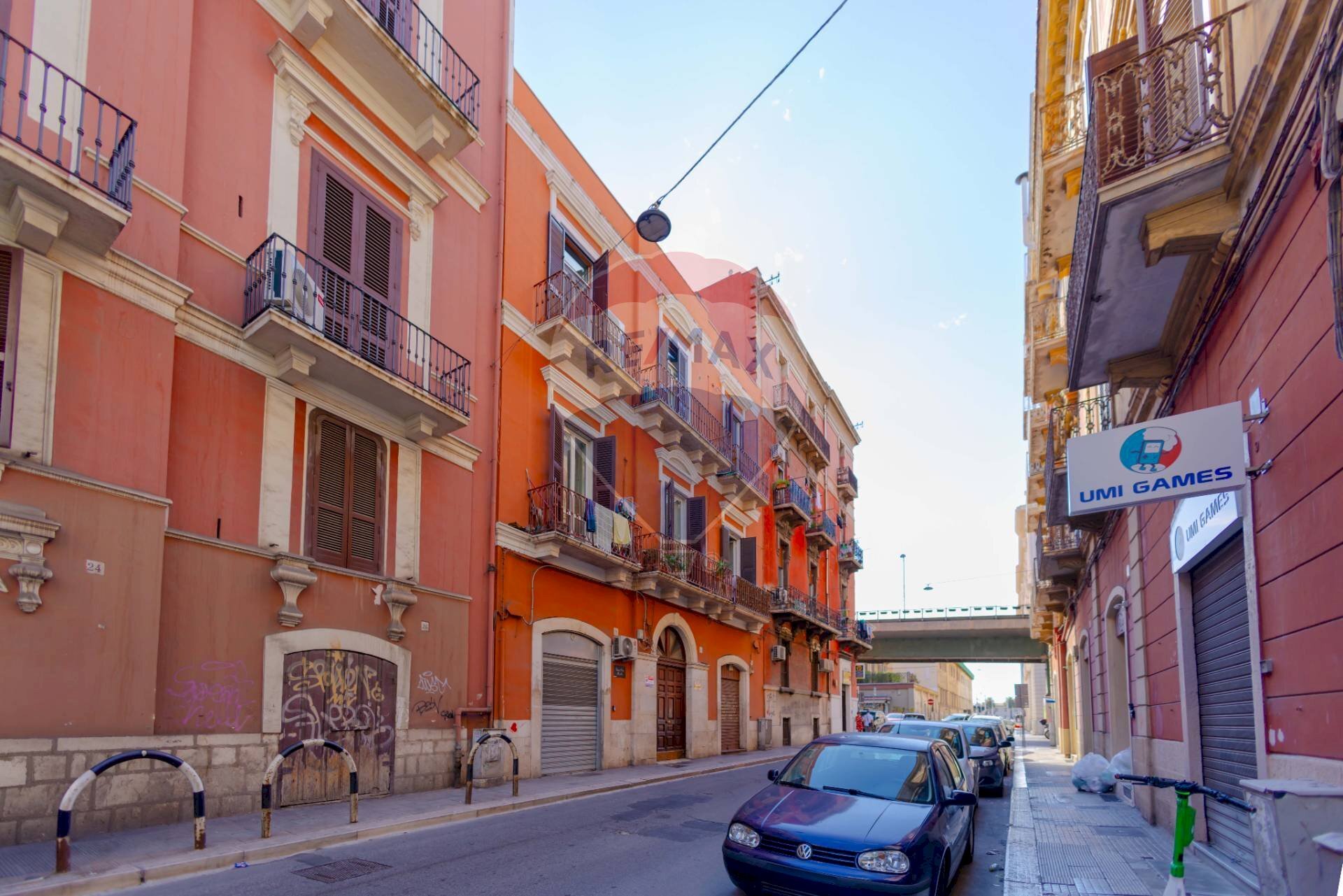 Edificio all\'aperto - Two-room apartment Via Luigi Zuppetta
 
30, Bari - photo 1