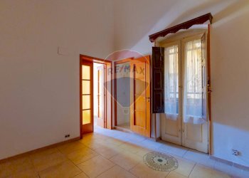 Stanza vuota - Bilocale Via Luigi Zuppetta
 
30, Bari - foto 3