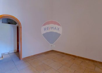 Stanza vuota - Bilocale Via Luigi Zuppetta
 
30, Bari - foto 6