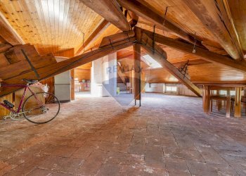 Stanza vuota - Quadrilocale Viale Valganna
 
240, Varese - foto 24