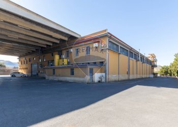 Edificio all\'aperto - Capannone Via Palermo
 
228, Palagonia - foto 4