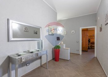 Hall / corridoio - Capannone Via Palermo
 
228, Palagonia - foto 27