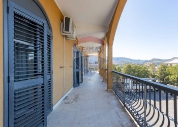 Balcone - Capannone Via Palermo
 
228, Palagonia - foto 34