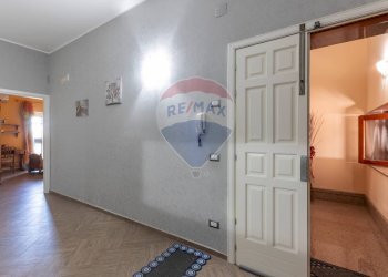 Hall / corridoio - Capannone Via Palermo
 
228, Palagonia - foto 41