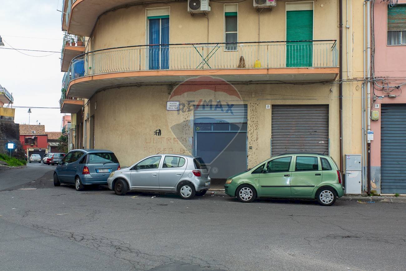 Edificio all\'aperto - Ufficio Piazza Madonna Della Pace
 
2, Acireale - foto 1