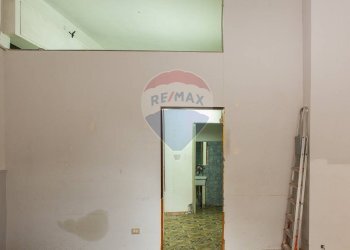 Stanza vuota - Ufficio Piazza Madonna Della Pace
 
2, Acireale - foto 12