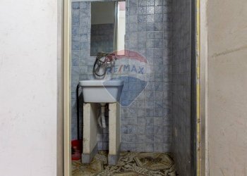 Bagno - Ufficio Piazza Madonna Della Pace
 
2, Acireale - foto 17