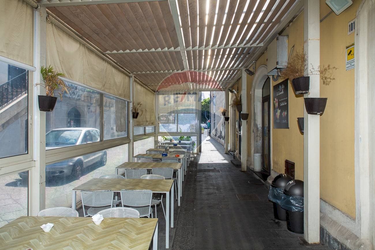Veranda su strada - Commercial Activity Via Cristoforo Colombo
 
101/103, Riposto - photo 3