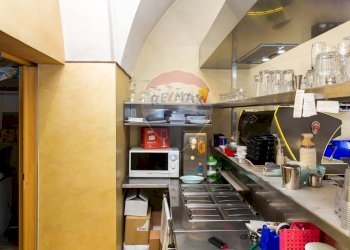 Bancone bar - Commercial Activity Via Cristoforo Colombo
101/103, Riposto - photo 15