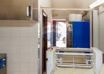 Laboratoio - Commercial Activity Via Cristoforo Colombo
101/103, Riposto - photo 19