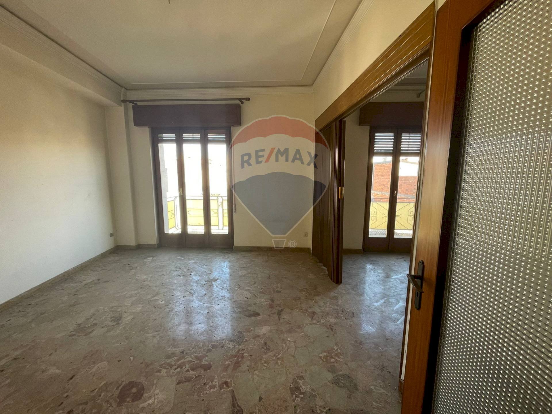 Stanza vuota - Appartamento via emanuele bellia
 
11, Paterno - foto 2