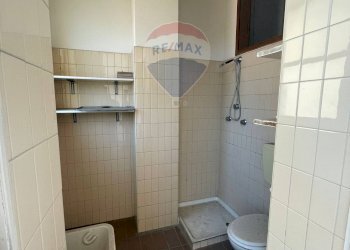 Bagno - Appartamento via emanuele bellia
 
11, Paterno - foto 6