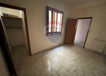 Stanza vuota - Appartamento via emanuele bellia
 
11, Paterno - foto 9