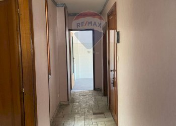 Hall / corridoio - Appartamento via emanuele bellia
 
11, Paterno - foto 18