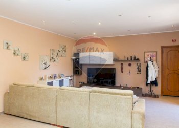 Soggiorno - Casa semi indipendente Via Brescia
 
15, Catania - foto 5