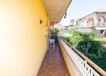 Balcone - Casa semi indipendente Via Brescia
 
15, Catania - foto 9